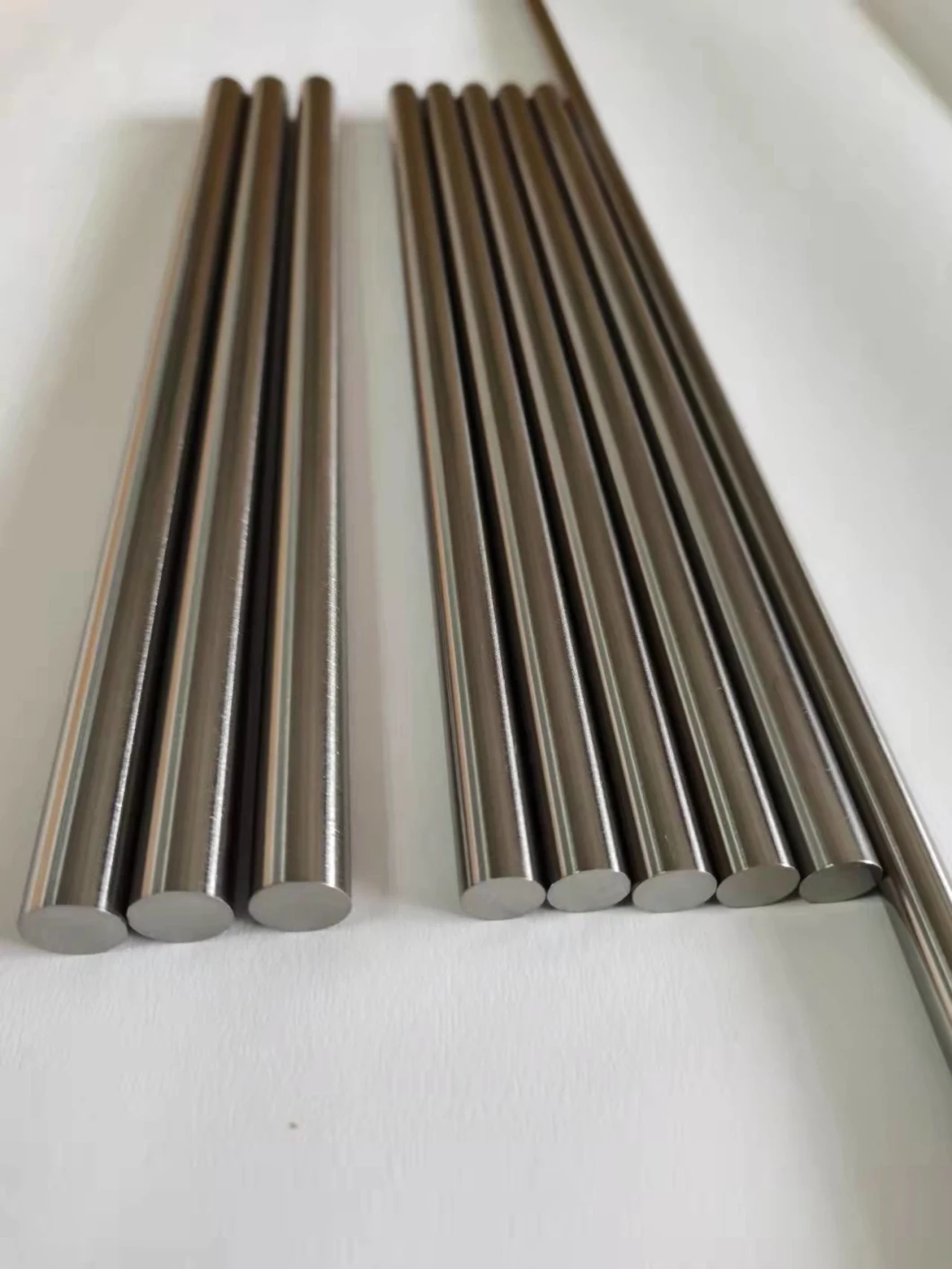 Polished Molybdenum Rods Mola High Temperature Molybdenum Tzm Alloy Rods, Polished Tungsten Alloy W80cu20 Bars/Rods & 99.95%W Pure Black Tungsten Rods